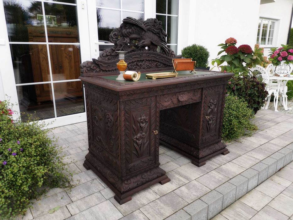 Neorenesansowe biurko  antyk 830/2025