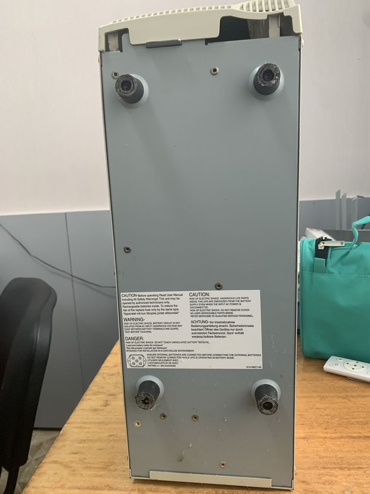 Джерело безперебійного живлення Powerware 9/120