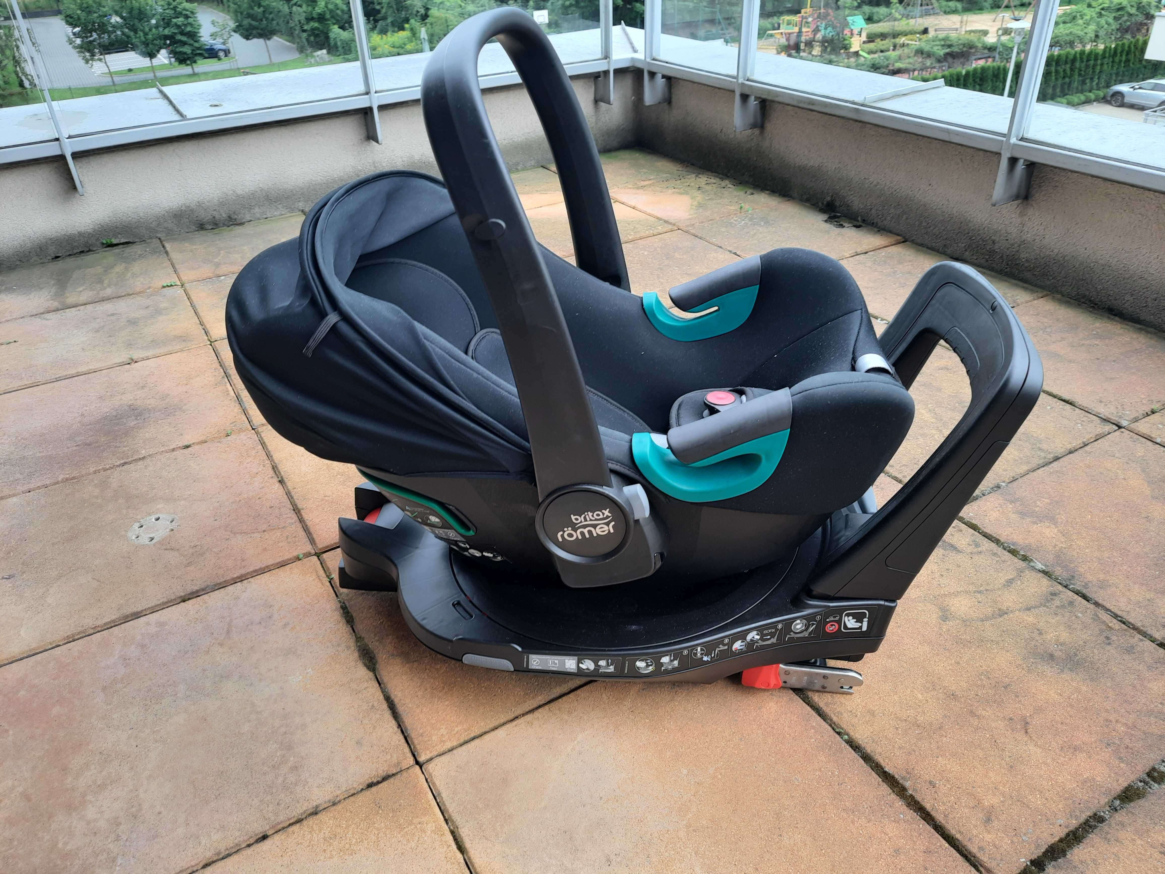 Wózek i krzesełko Britax Römer Strider M + Baby-Safe 3 i-Size