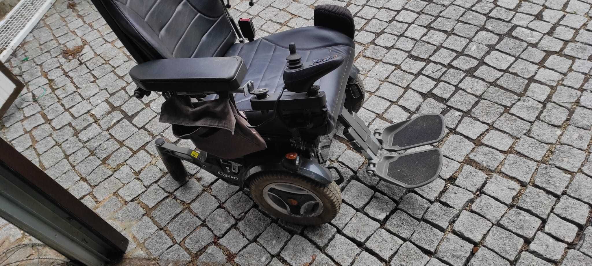 Cadeira de rodas eléctrica Permobil C300