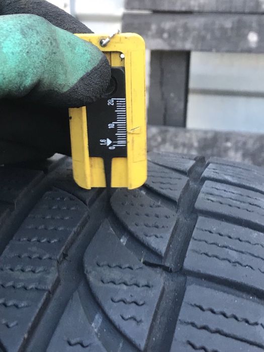 Toyo 215/65r16c пара зима резина Шини б/у склад