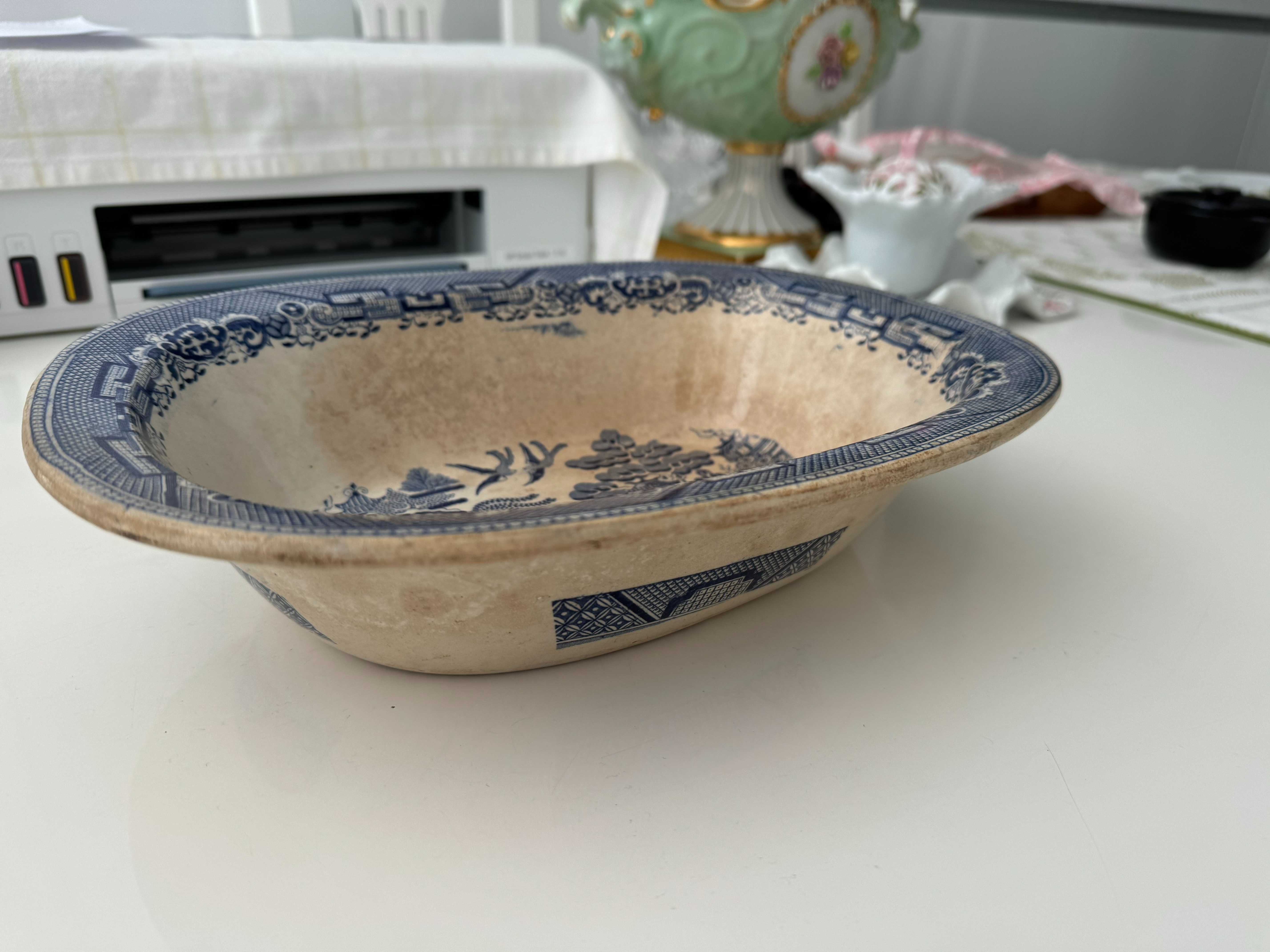 Travessa, terrina, peça de decoração inglesa antiga
