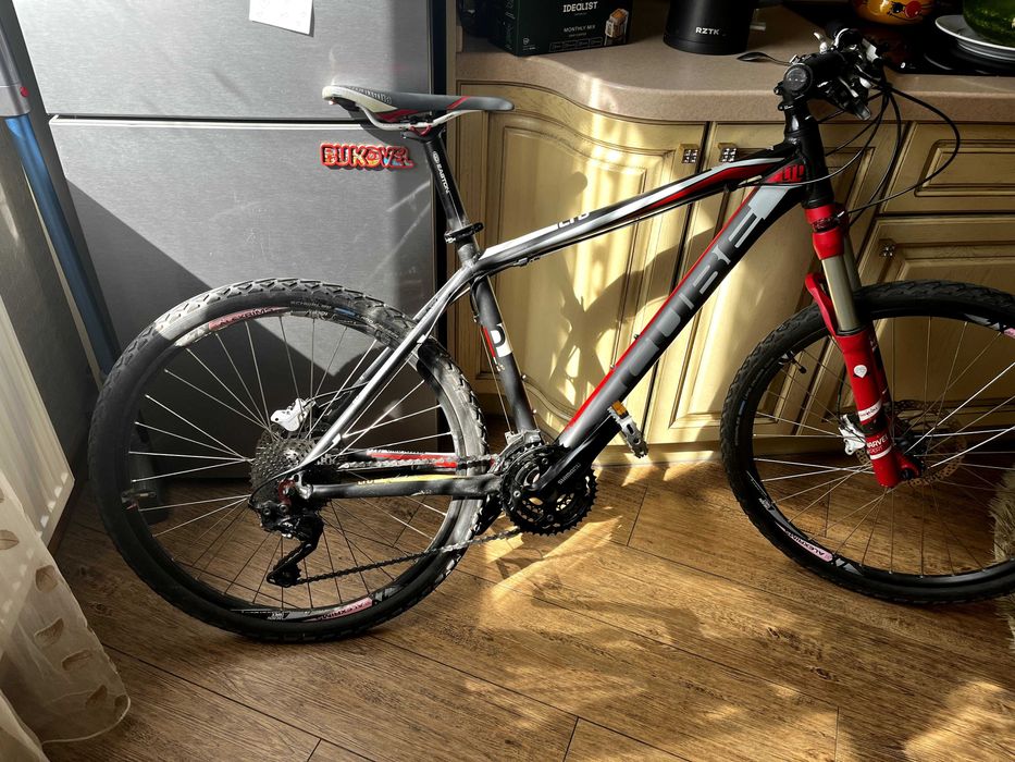 Cube LTD Pro 26" Shimano XT / Вилка Manitou. Гарний стан.