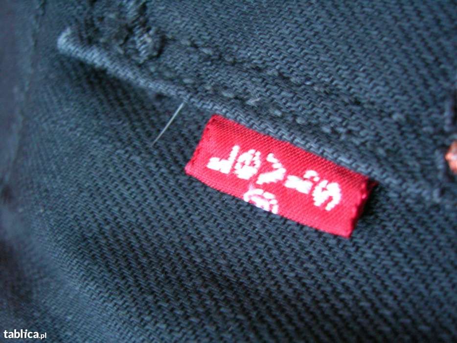 Jak nowe! Rurki woskowane Levis czarne spodnie damskie jeans
