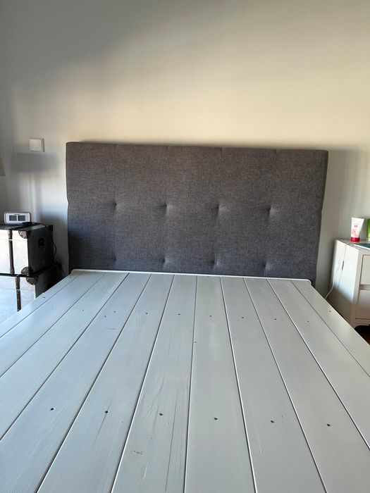 cama casal 140*200 com arrumação e cabeceira