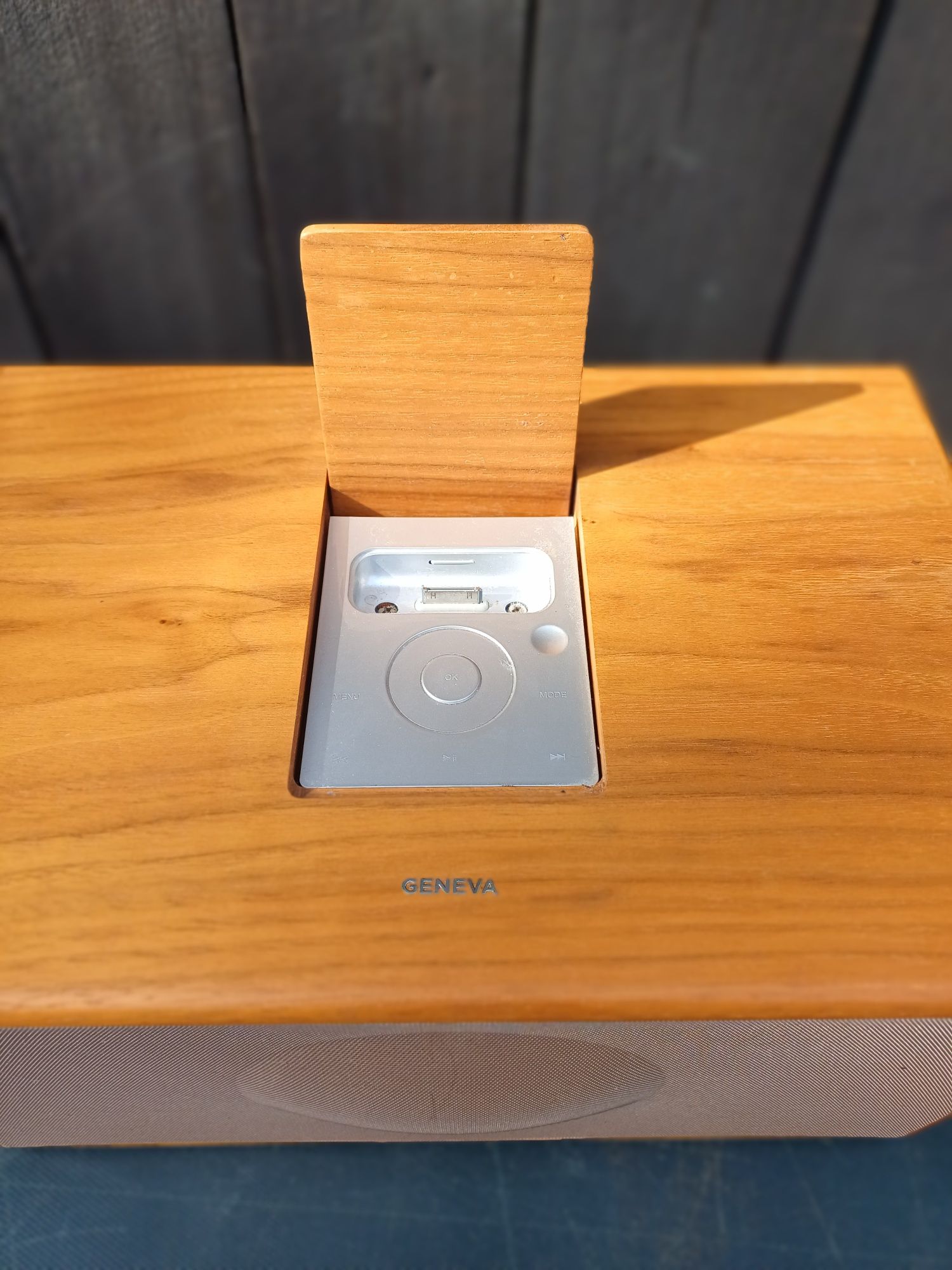 Geneva model M Przewodowy głośnik Radio