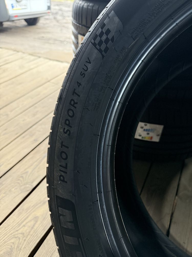 Літо 4шт Michelin Pilot Sport 4 SUV 285/45 R21 113Y XL