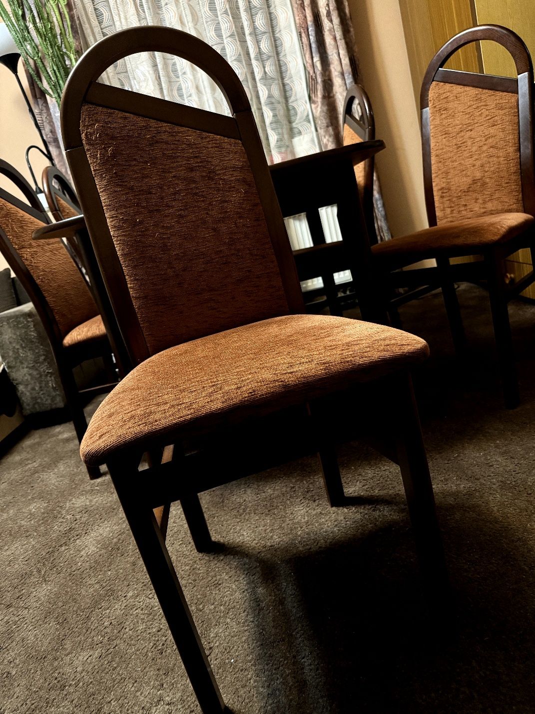 Stół rozkładany drewno wiśnia + 6 krzeseł