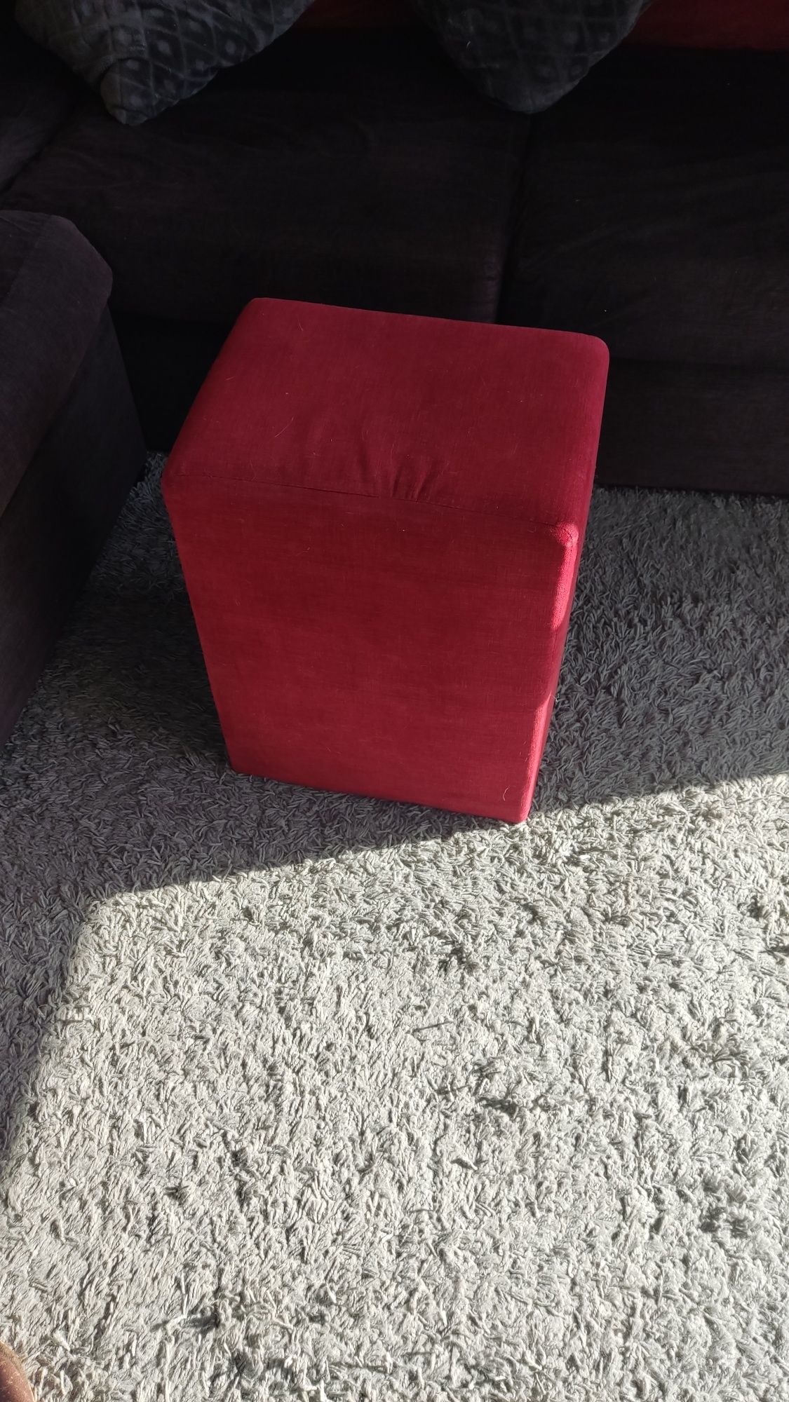 Sofá com chaise longe