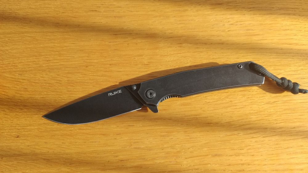 Nóż składany, scyzoryk Ruike P-801SB