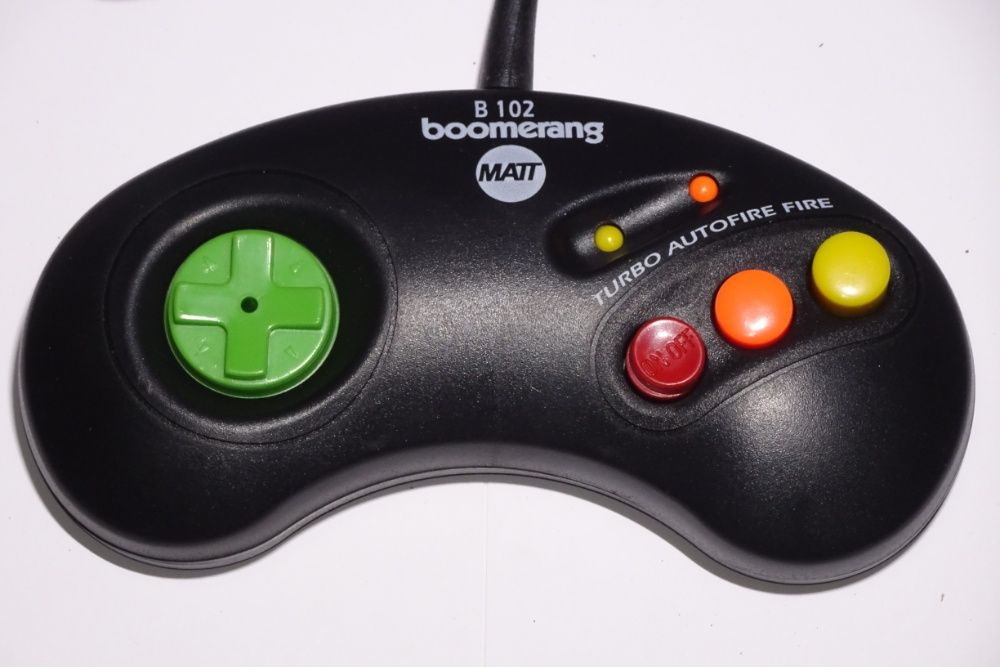 Joystick Joypad Gamepad BOOMERANG B102P Amiga Atari Commodore OKAZJA