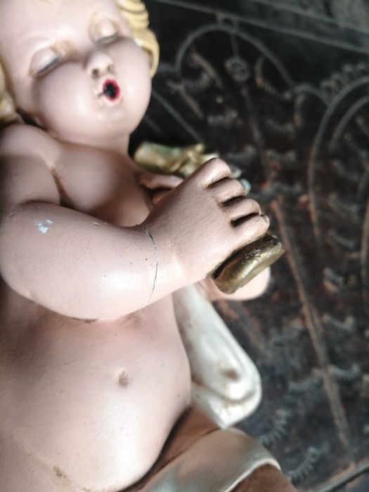 anjo grande de parede antigo em gesso , ler anuncio