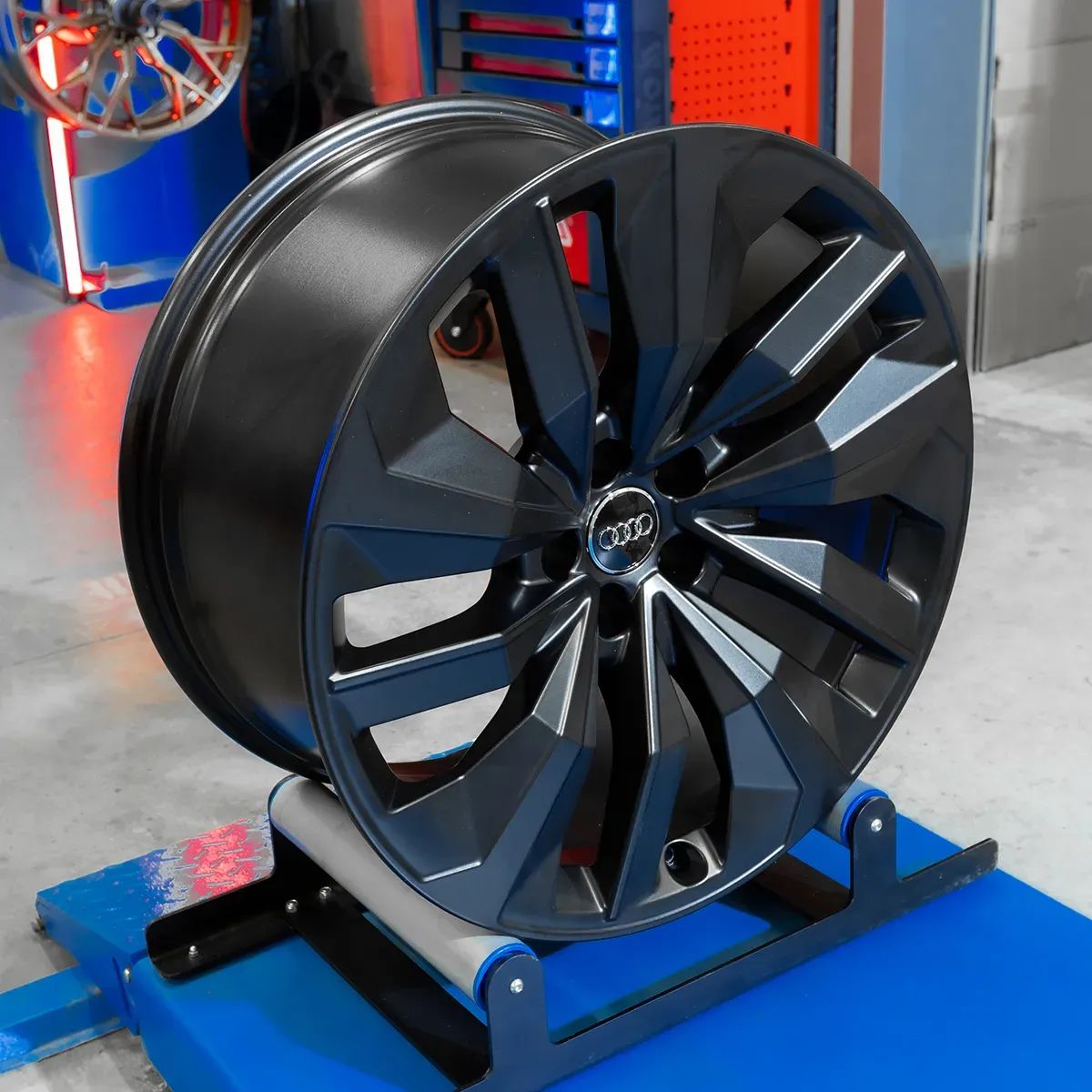 FABRYCZNIE NOWE Oryginalne Felgi Audi 20" A8 Q7 SQ7 Q8 SQ8 RSQ8 E-TRON