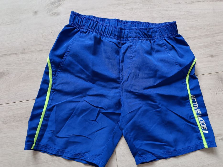 Krótkie spodenki chlopiece 122/128/134