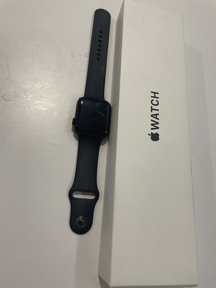 Apple Watch se2 44 mm