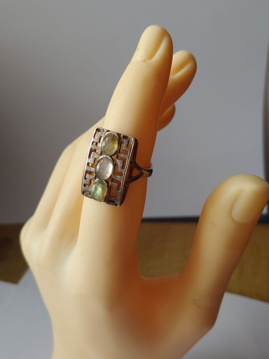 Srebrny pierścionek labradoryt srebro pierścień sygnet rękodzieło