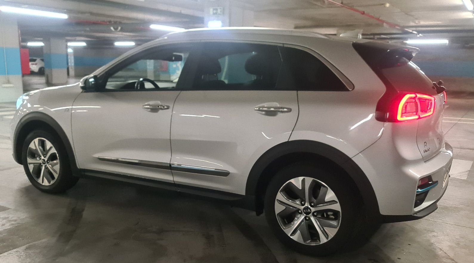 Kia e-Niro 64 Kwh, com Iva dedutível