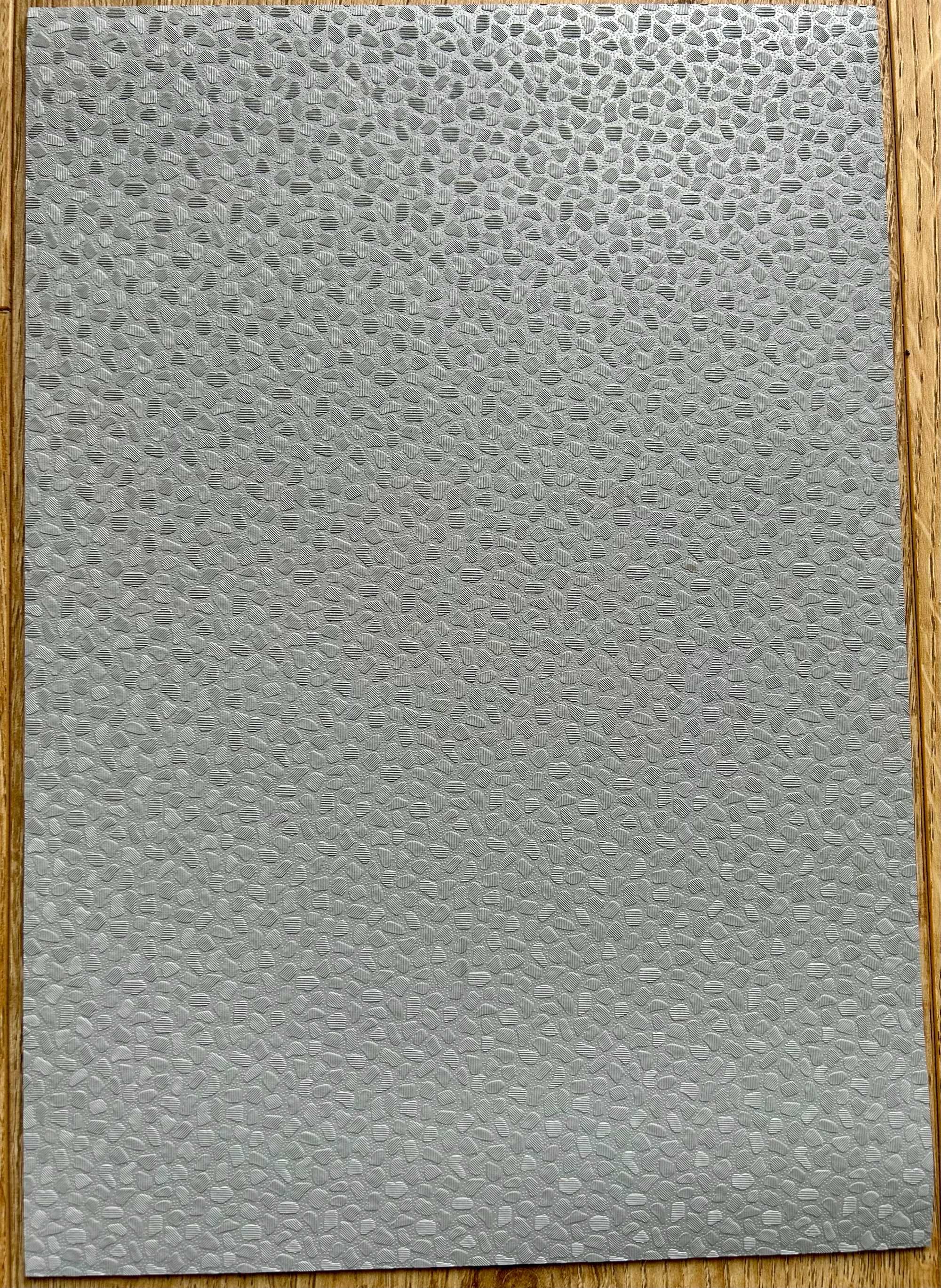 Folia dachowa PROTAN SE grubość: 1,5 mm, kolor: jasnoszary.