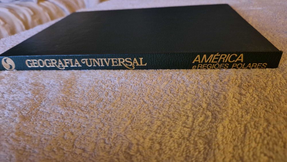 Livro Geografia Universal "América e Regiões Polares"