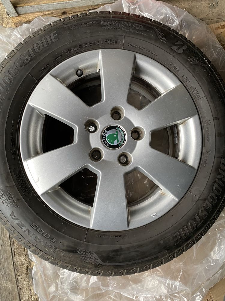 Продам диски на Шкоду 5*112 r15