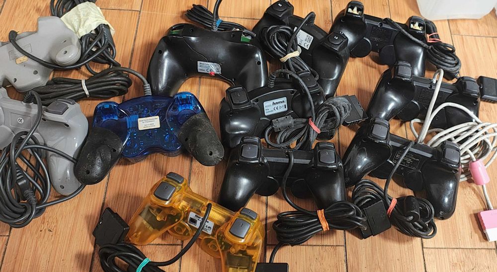 Pakiet 11 Padów do Sony PlayStation 2