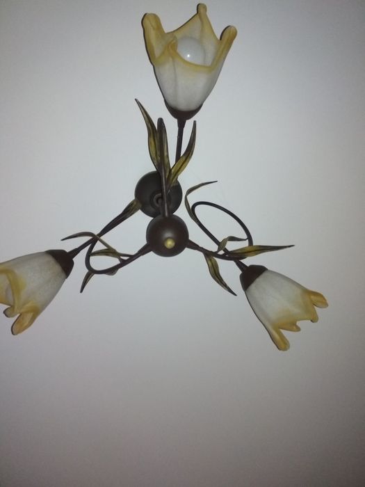 Żyrandol pokojowy na  trzy żarówki