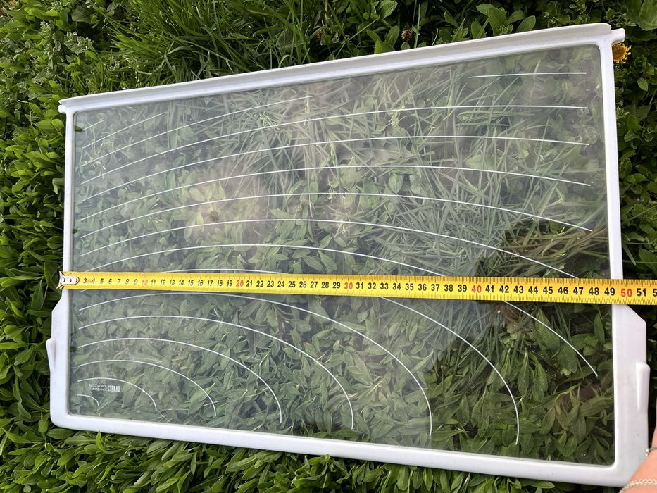 Стеклянная полочка для холодильника