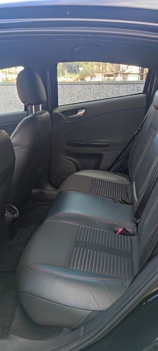 Carro Alfa Romeo Giulietta