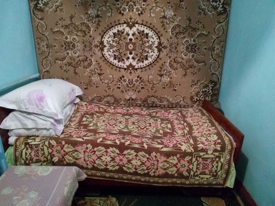 Здається  будинок 7 км від Львова