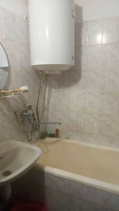 Оренда ізольованої кімнати в 3-ох кімн.квартирі, бічна вул. Грінченка,