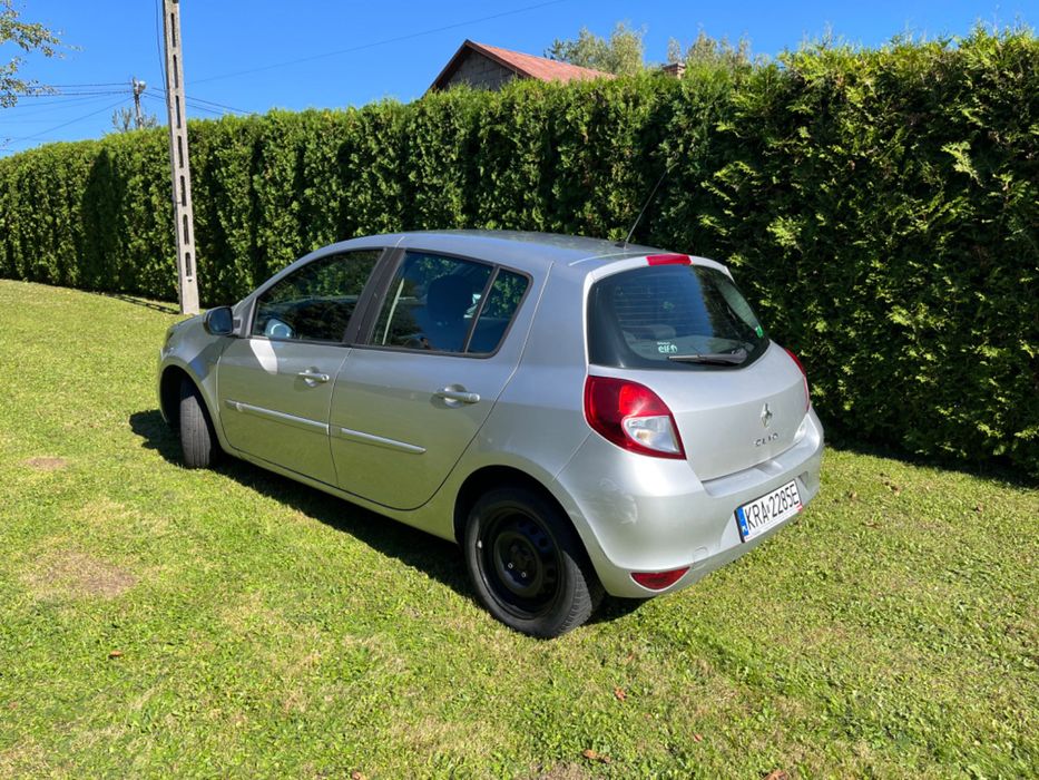 Renault Clio 2011, 1.5 diesel, klimatyzacja, wszystko sprawne stan bdb