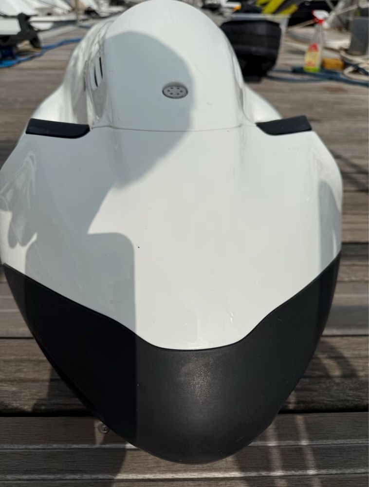 Скутер Seabob F5S білого кольору