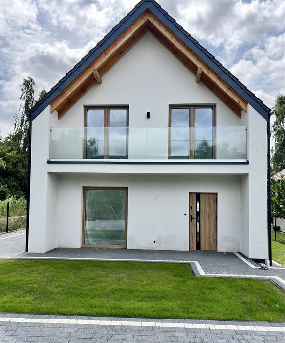 Balustrada szklana ,slupki stal nierdzewna