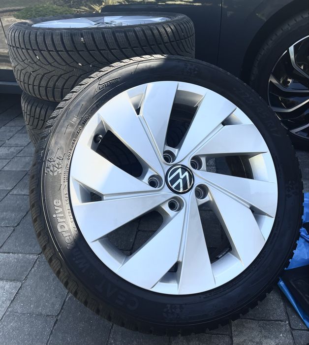 Kola zimowe oryginalne 17” VW z oponami 10.2024