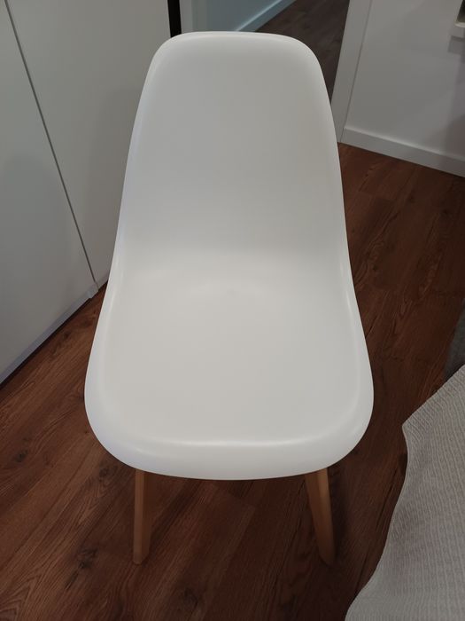 Cadeira Sklum branca