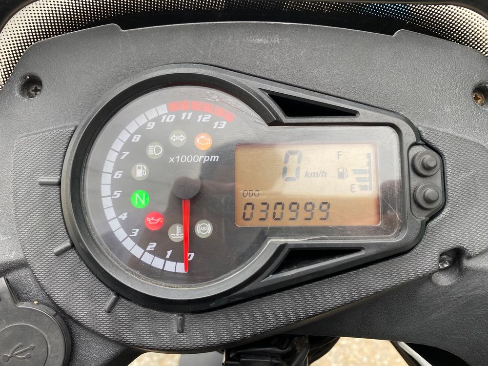 UM dsr adventure tt 125 grand tourer