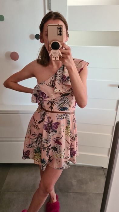 L 40 XL 42 XXL 44 zwiewna sukienka na jedno ramie