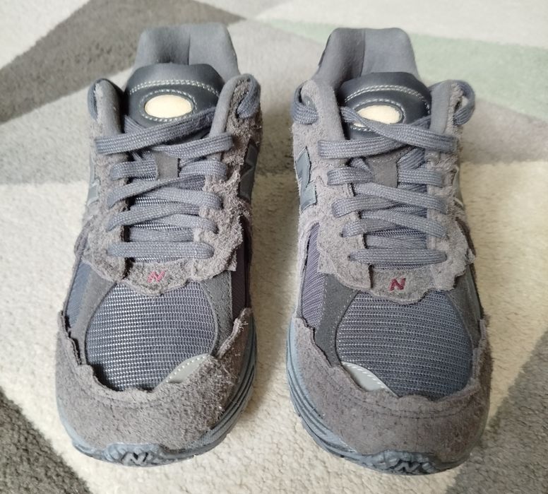 Buty New Balance 2002r