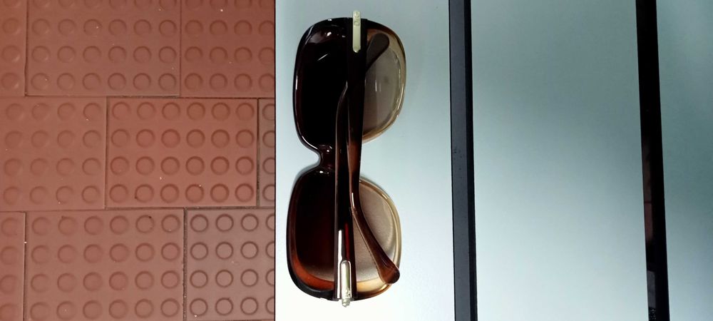 Dolce Gabana,oculos de sol para senhora.