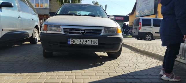 Opel Astra F власний