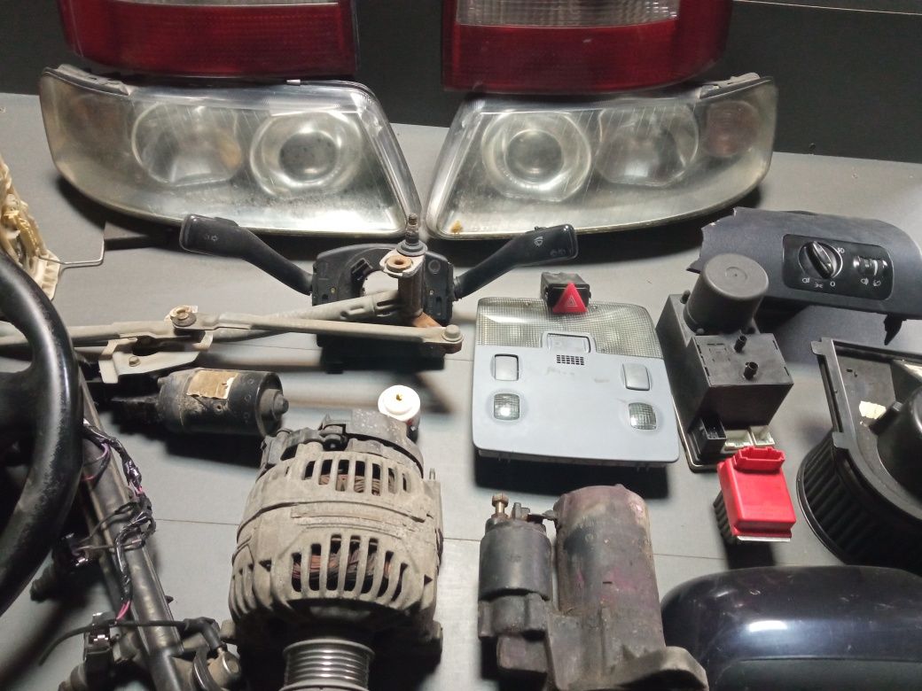 Audi a3 8l 1.6 lift alternator rozrusznik lampy pompka cewka listwa