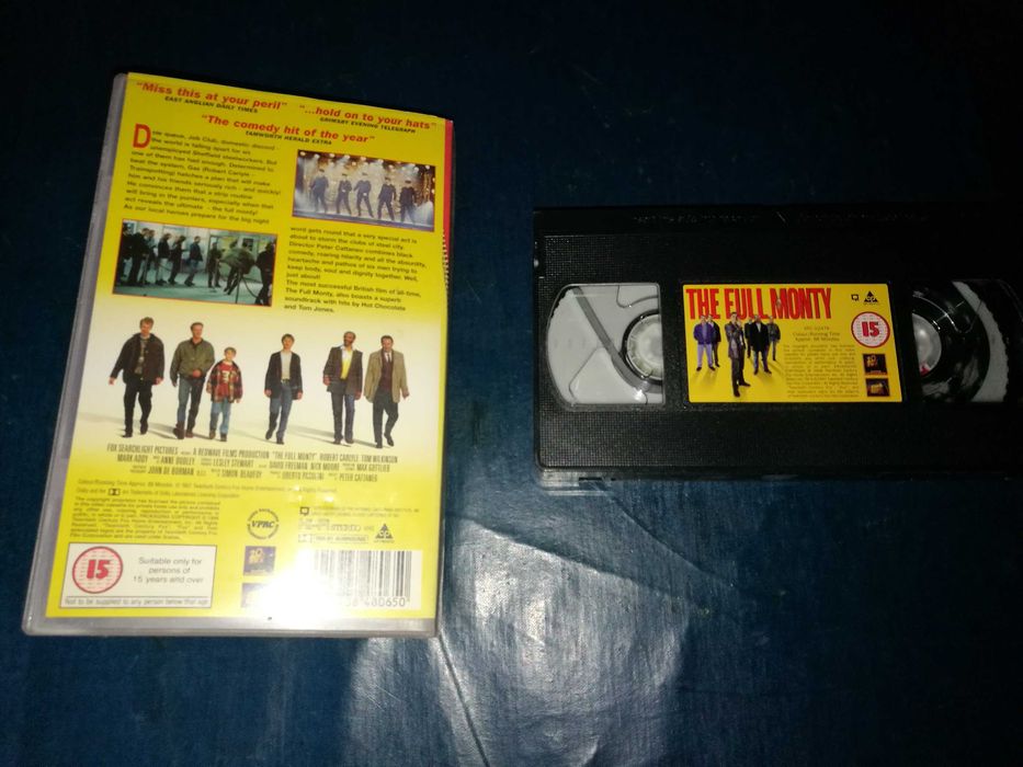 THE FULL MONTY	VHS	(legendagem em inglês)