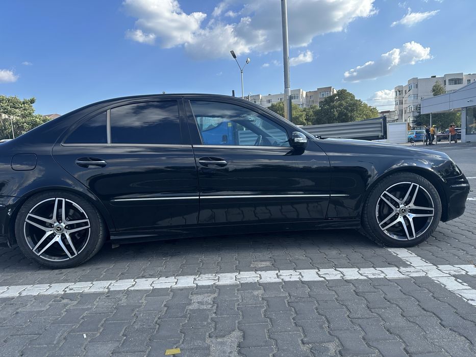 Продам w211 e320 cdi