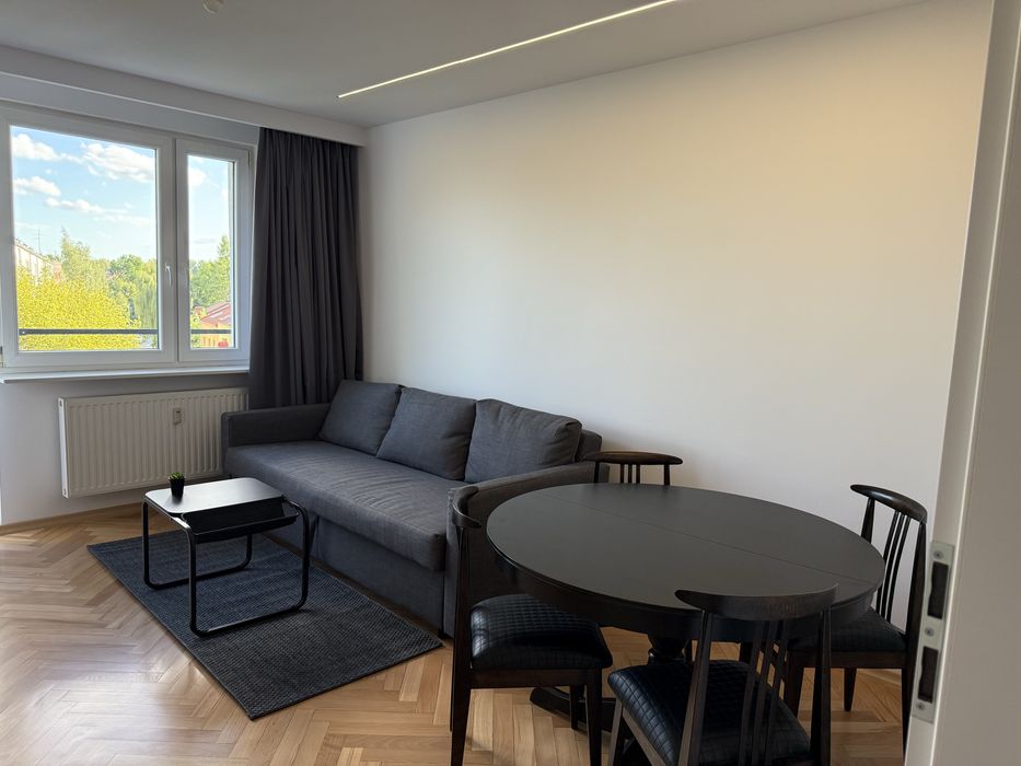 Wynajem mieszkanie Kraków ul. Lublańska, 2 pokoje plus kuchnia