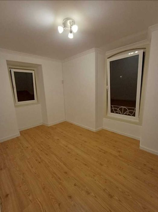 Moradia T4 disponível para arrendamento em 08 de fevereiro 2026