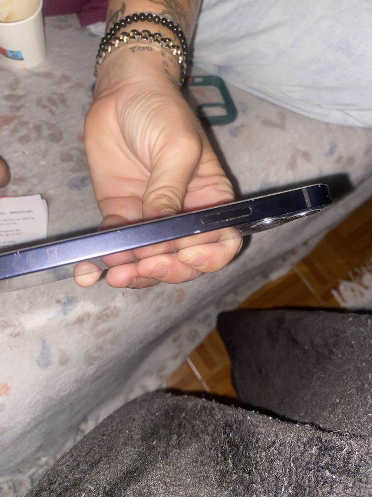 Iphone 12 mini com caixa
