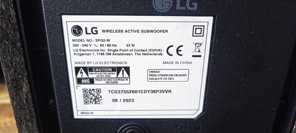 Soundbar LG SQC2 z bezprzewodowym subwooferem w zestawie