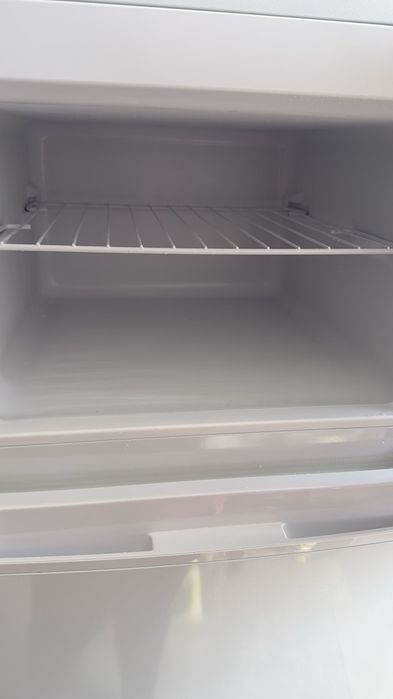 Frigorífico geladeira Kunft nova