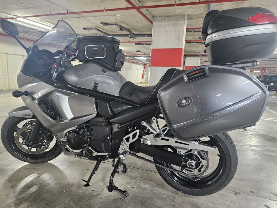 Suzuki GSX 1250 FA  Revisão total