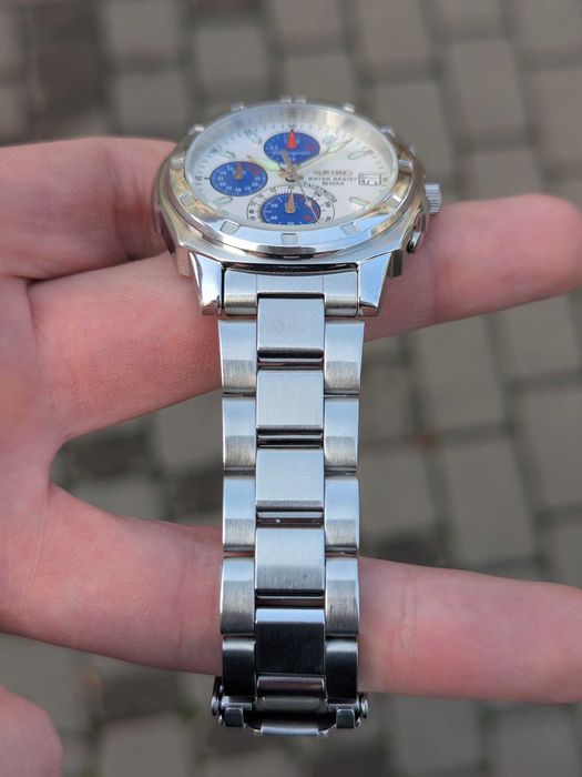 Seiko V657-9010 chrono white/blue dial